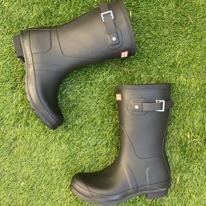 Original short hunter rain boots with buckle